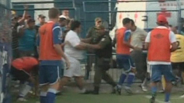 Telediario 1 - Pelea en el fútbol brasileño