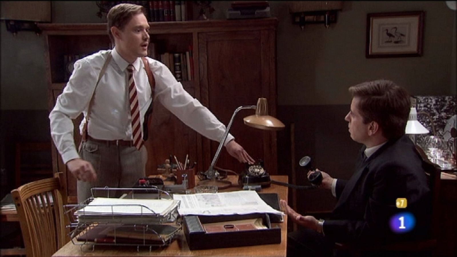 Amar en tiempos revueltos - T7 - Capítulo 113 - Marcelino es un cobarde en opinión de su padre pese a haber tirado las pastillas - Ver ahora