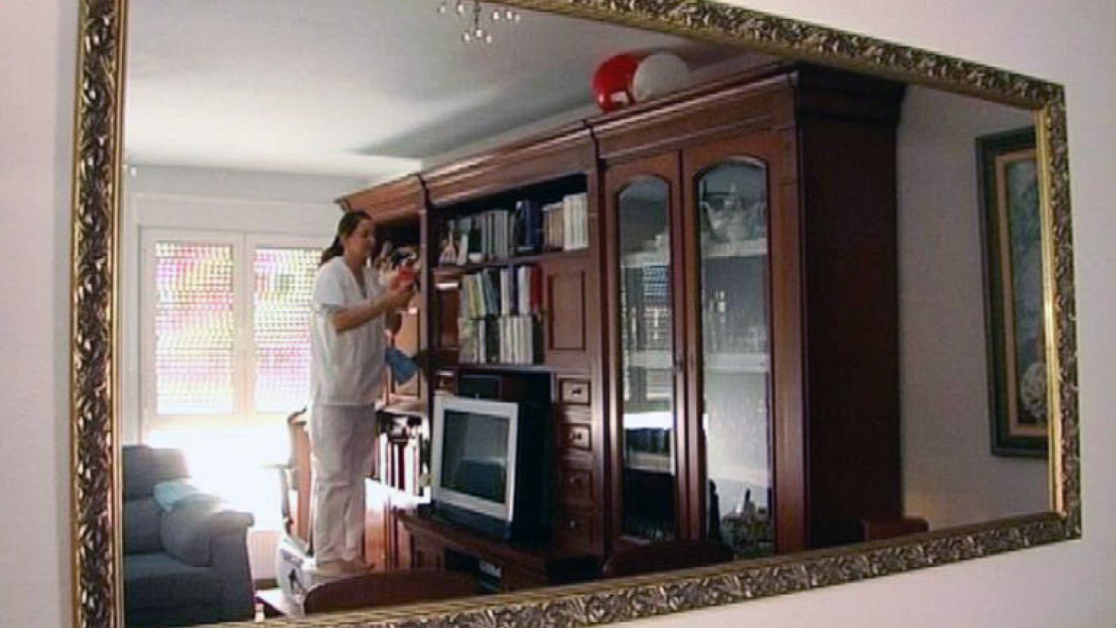 Comando Actualidad - Servicio doméstico por contrato - Un trabajo cada vez más demandado