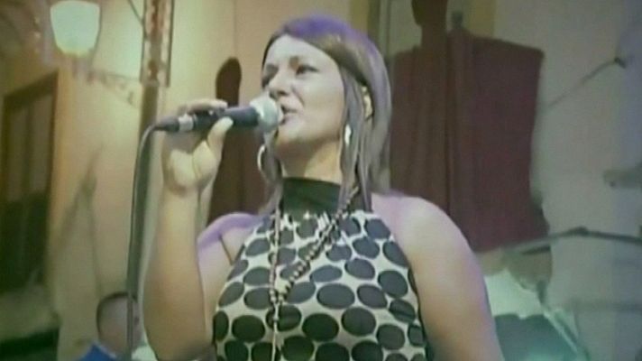 Telediario 1 - Fenómeno musical en Nápoles