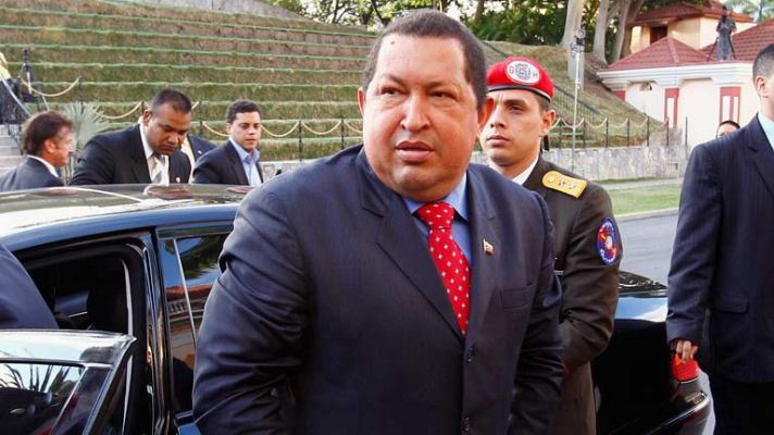 Telediario 1 - Chávez llama "cochino" a su rival