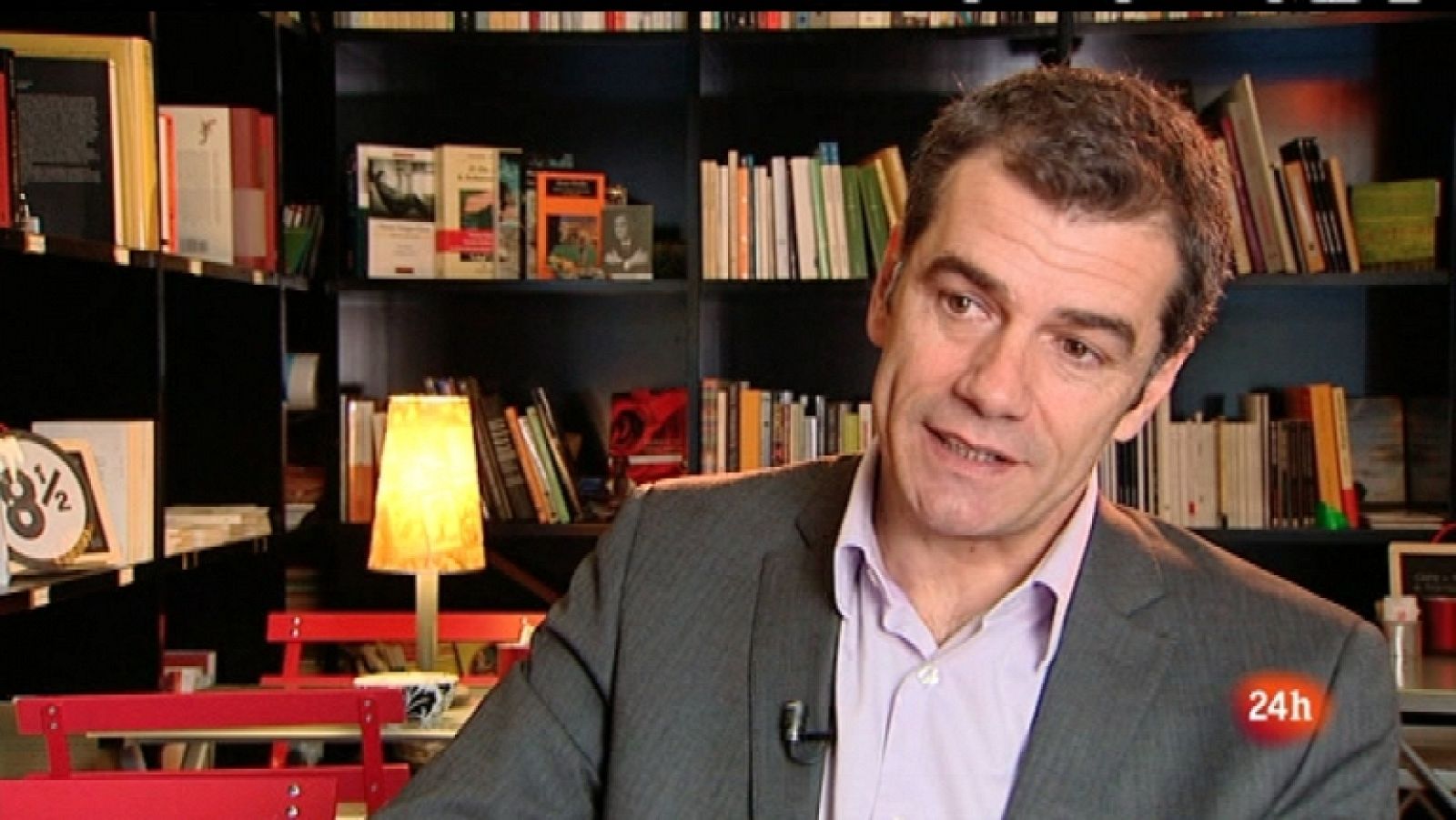 Parlamento - Reforma laboral y financiera - 18/02/12 - Ver ahora