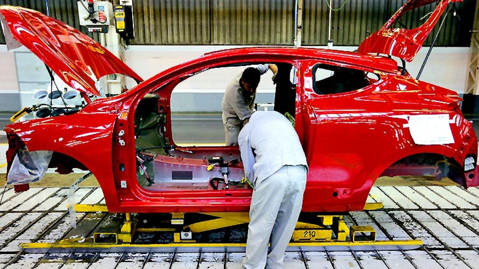 Informe Semanal - Una reforma de raíz