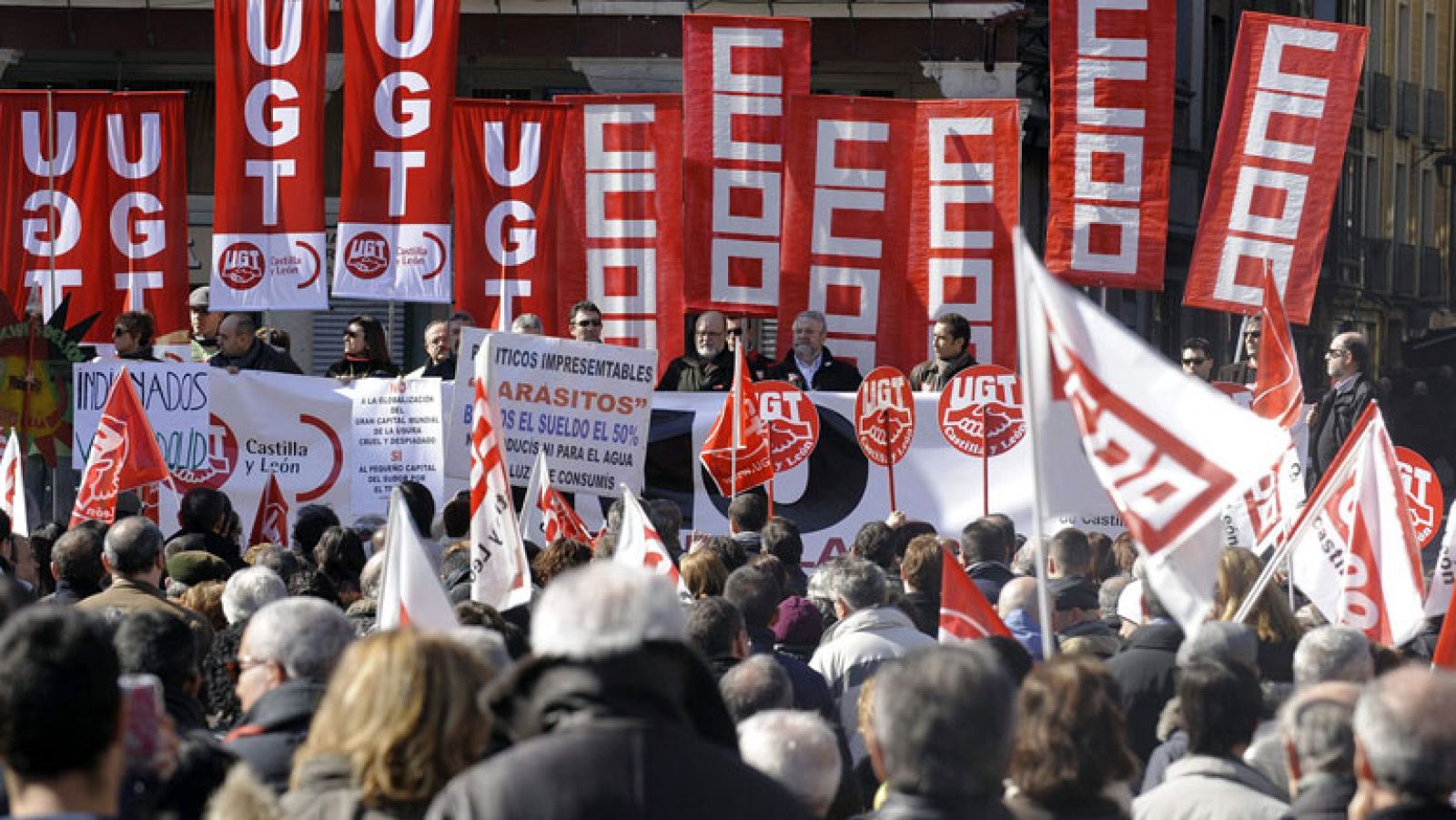 Telediario 2 en cuatro minutos - 19/02/12