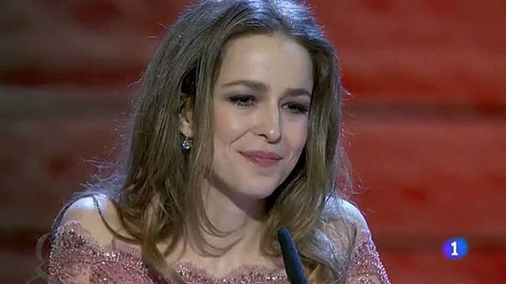 Premios Goya - Silvia Abascal, se reencuentra con la profesión en los Goya 2012 tras un ictus cerebral