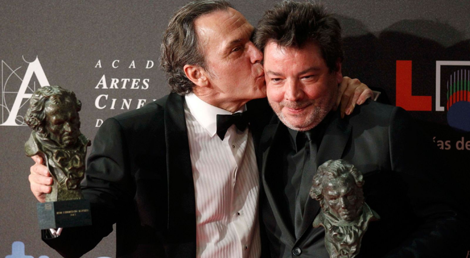 Telediario matinal en 4 minutos - 20/02/12