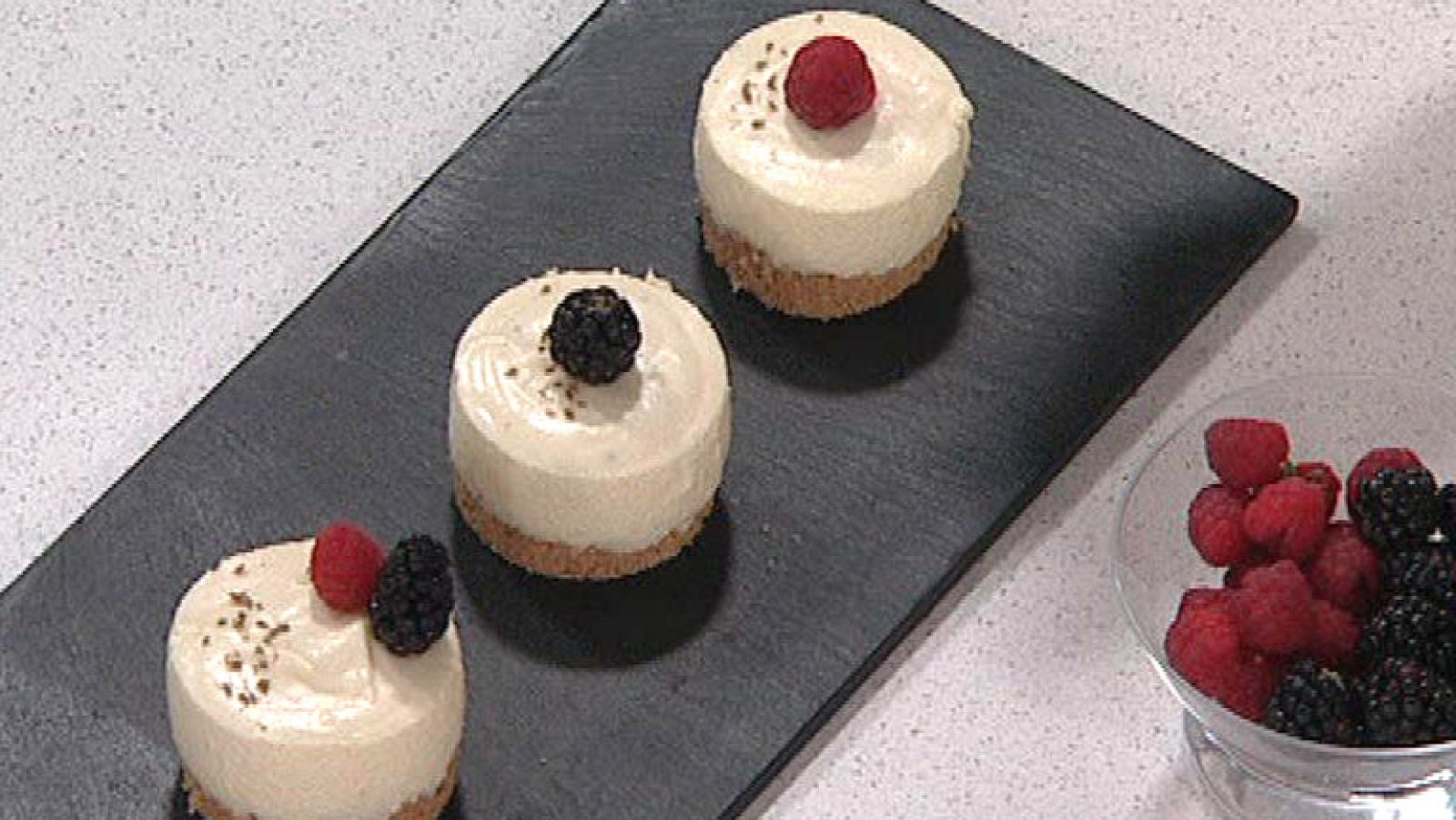 Tarta dulce a los cuatro quesos (20/02/2012)