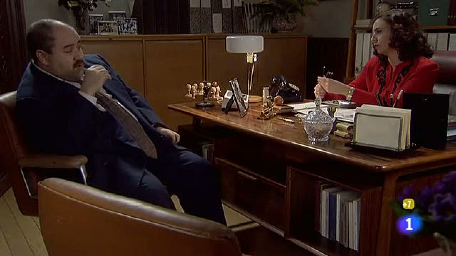 Amar - Rocío sabe que Ana y Teresa son amantes