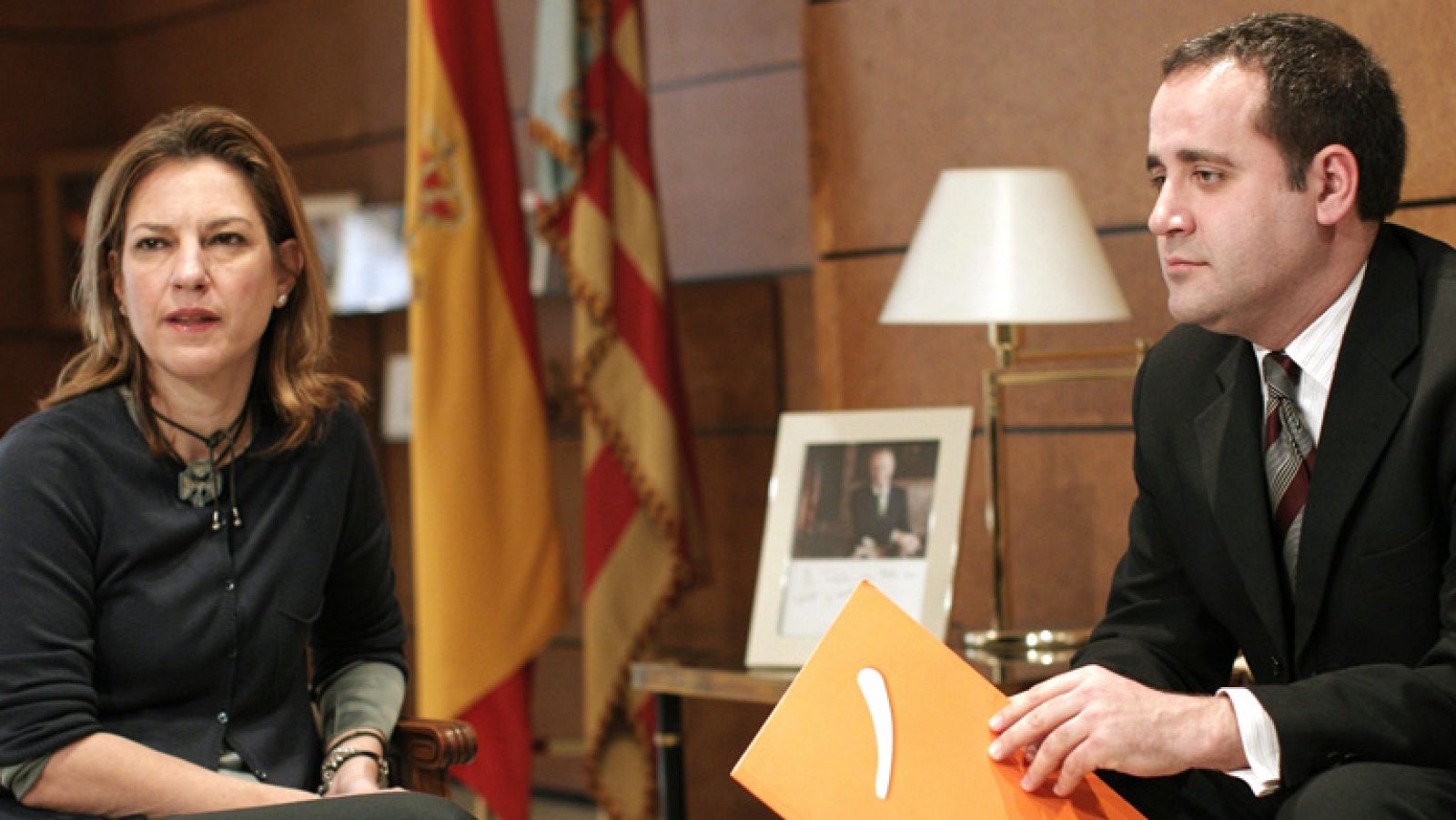 Colectivos de estudiantes y partidos de izquierda piden la retirada de las acusaciones