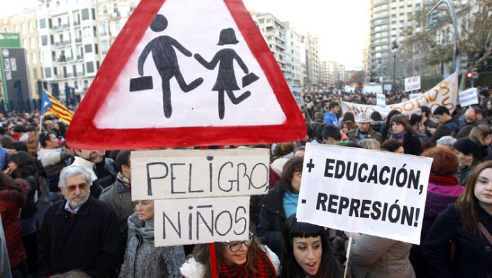 +Gente - Miles de estudiantes vuelven a salir a las calles de Valencia