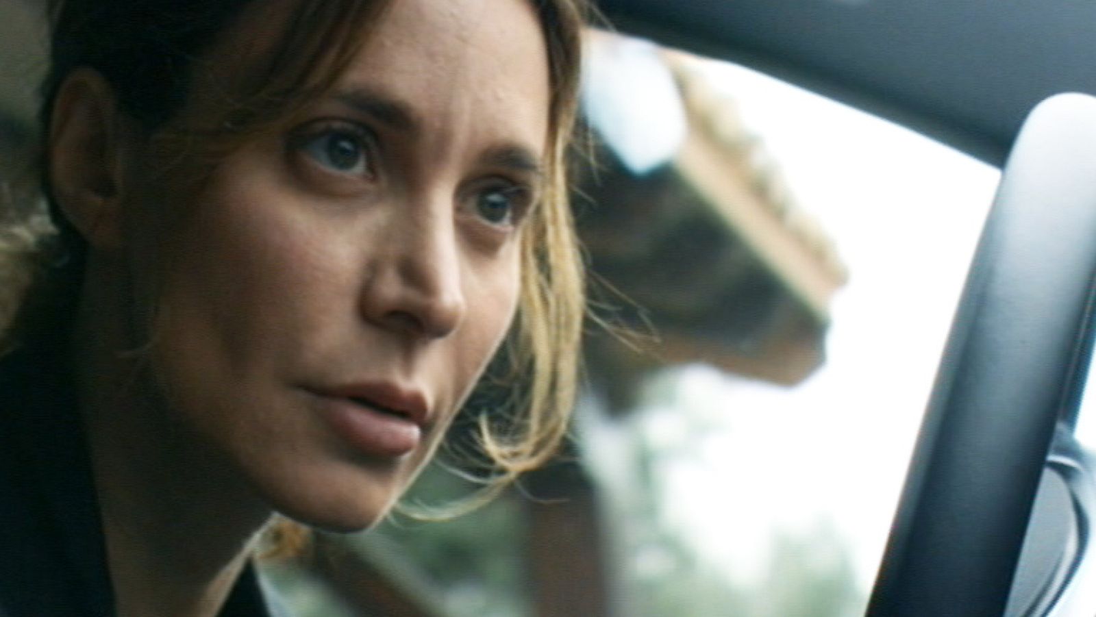 Gran Reserva - Emma busca la pista que le lleve al cadáver | Ver