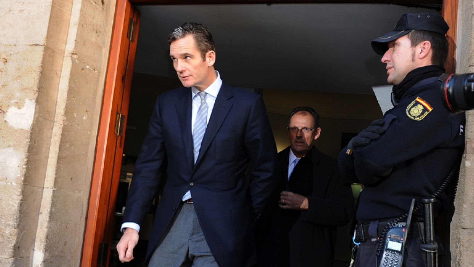 Telediario 1 en cuatro minutos - 25/02/12