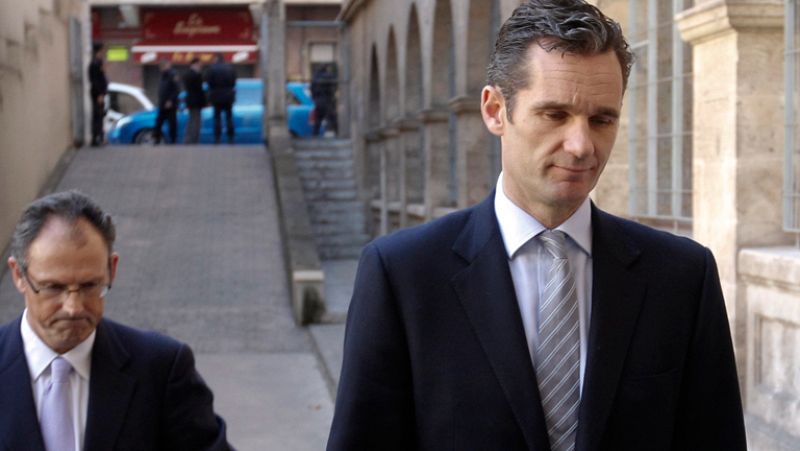 Telediario 2 en cuatro minutos - 25/02/12