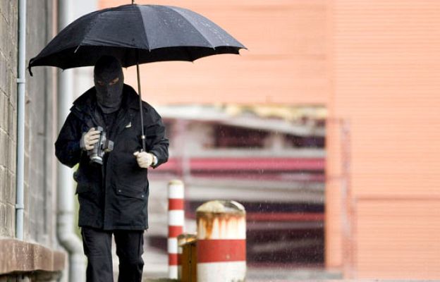  - ETA atenta contra El Correo