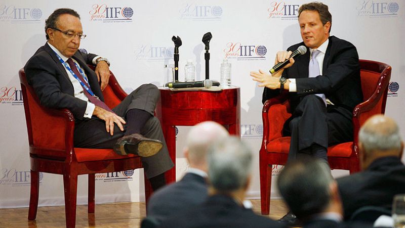 La crisis que arrastra Europa y los mecanismos para reforzar los cortafuegos financieros internacionales dominan la reunión .