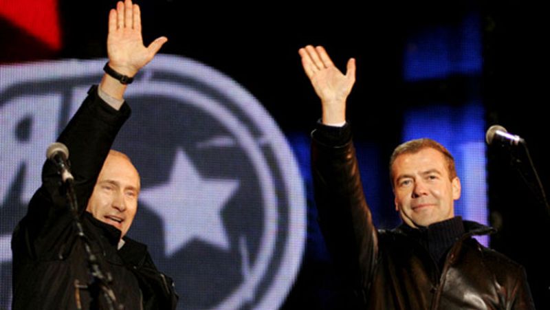 El 2 de marzo de 2008 Dimitri Medvédev fue elegido nuevo presidente de Rusia en sustitución de Vladimir Putin, que no podía optar a la reelección, Medvédev fue designado sucesor por el propio Putin y pertenece al clan de San Petesburgo.