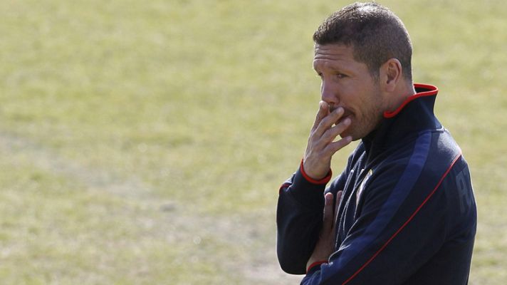 Telediario 1 - Simeone: "Los árbitros nos quitan más que dan"