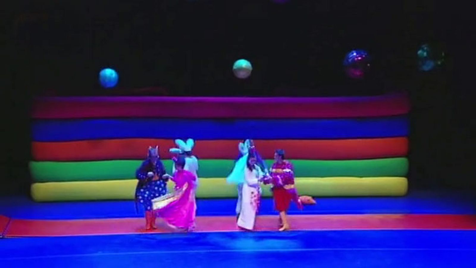 Pizzireportaje: el gato con botas - Pizzicato en Clan | Ver