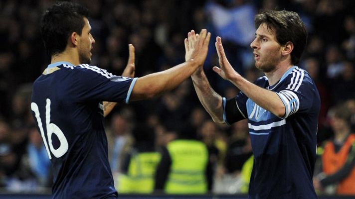 Telediario 1 - Argentina disfruta de un 'hat trick' de Messi frente a Suiza