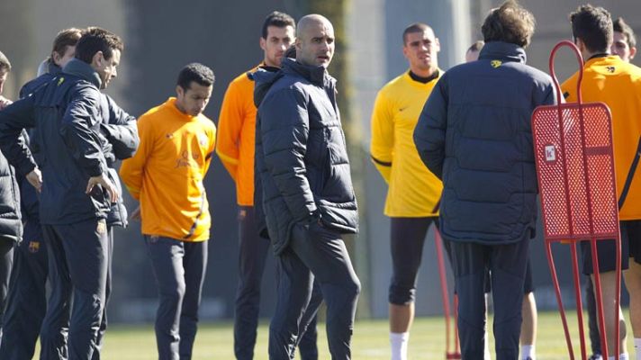 Telediario 1 - Vuelve la Liga y planea el 'virus FIFA'