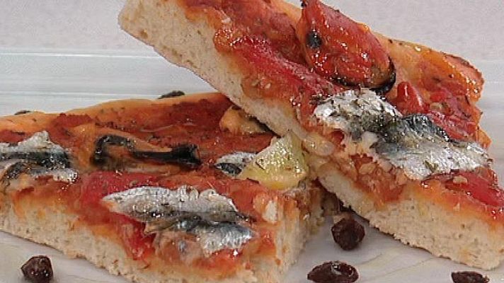RTVE Cocina - Coca rellena con pimientos