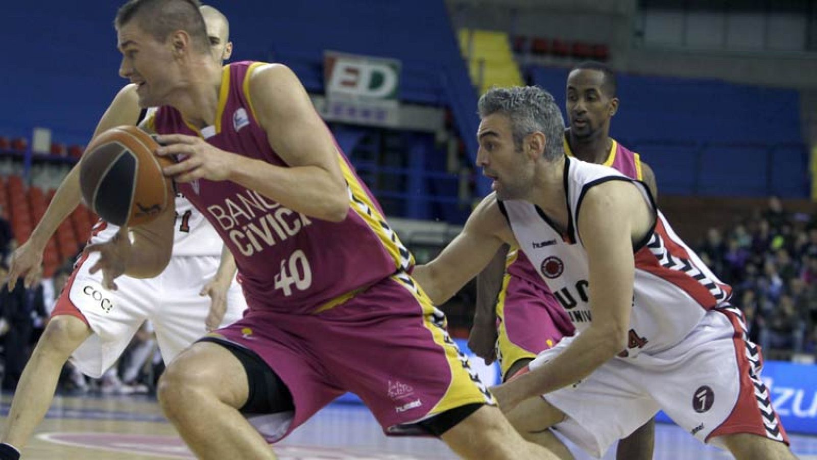 Banca Cívica 76 - 60 UCAM Murcia - Baloncesto en RTVE | Ver