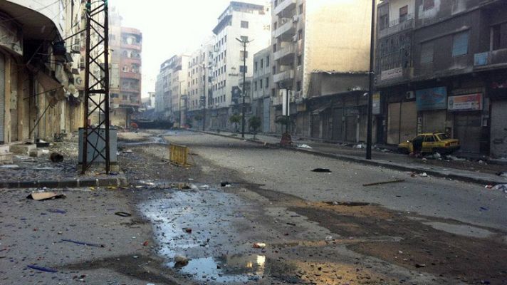 Informativo 24h - La Cruz Roja distribuye ayuda en Homs pero sigue sin poder entrar en el barrio de Baba Amro