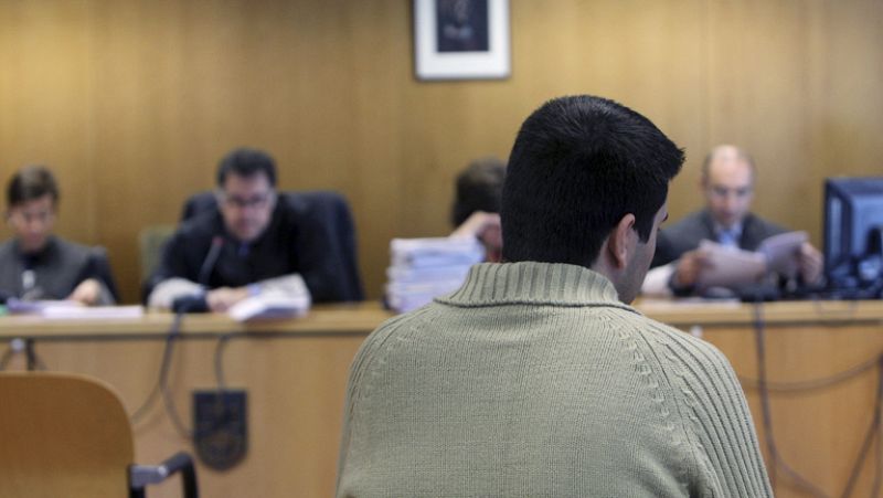 Juicio contra el informático que acosó y extorsionó por Internet a 81 chicas