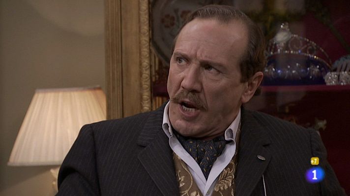 Amar en tiempos revueltos - Víktor insulta y ofende a Angélica