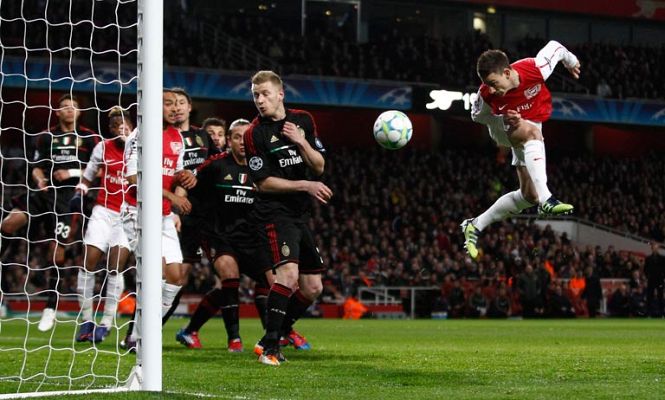Champions League - Koscielny alimenta la esperanza del Arsenal (1-0)