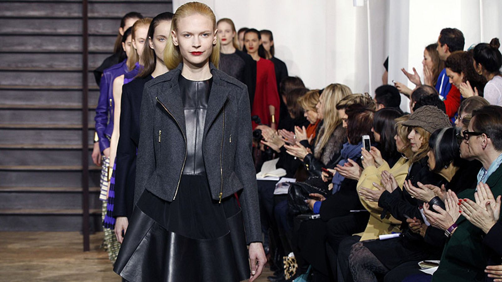 Termina la Semana de la Moda de París con una propuesta prometedora | Ver