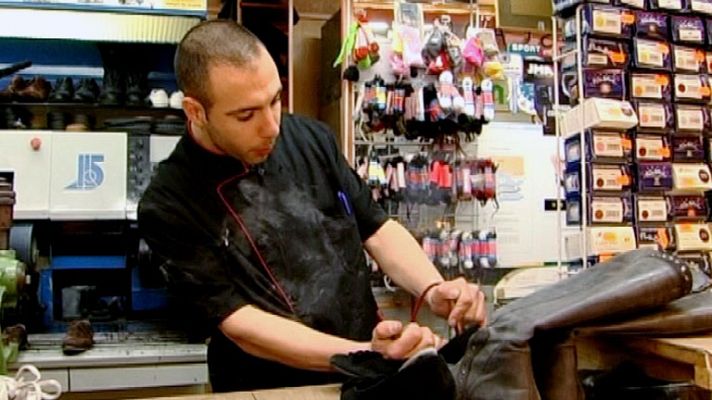 Comando Actualidad - Zapatero remendón