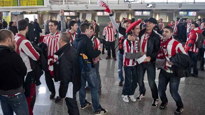 Telediario 1 - Marea bilbaina en Manchester