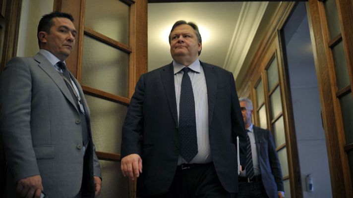 Informativo 24h - Grecia podría finiquitar una quita de su deuda de más de 100.000 millones