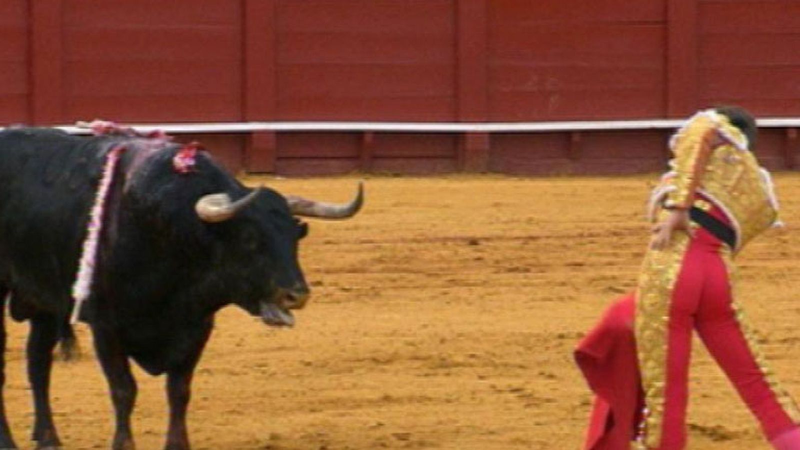 Comienza la temporada taurina salpicada por la crisis