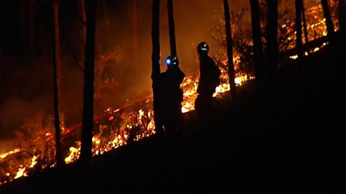 Telediario 1 - Buscando el control de incendios