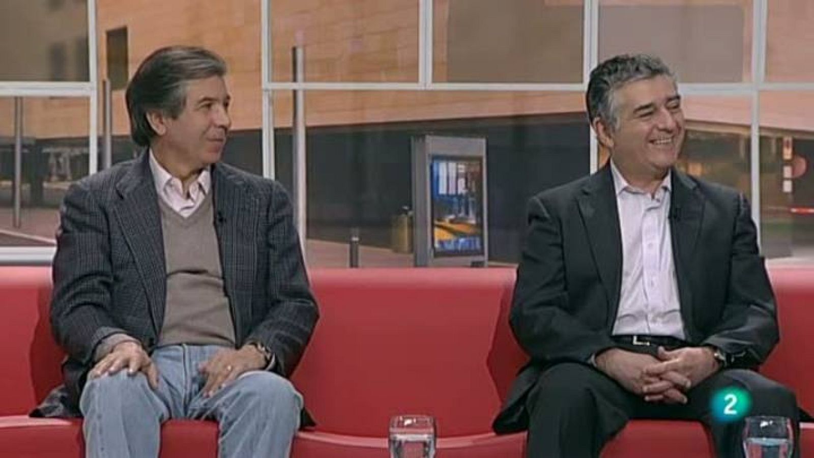 Para todos La 2 - Los ahorros - Entrevista con Francisco López Lubián y Luis Barallat