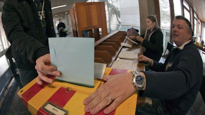 Telediario 1 - 4 semanas de vacaciones y no 6