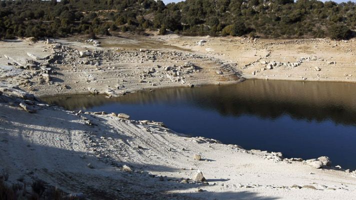 Telediario 1 - Embalses a media capacidad