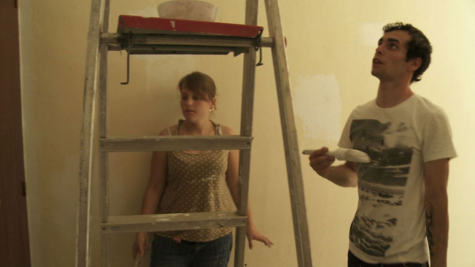 Convive - Capítulo 2 - Olga y Dani intercambian sus papeles