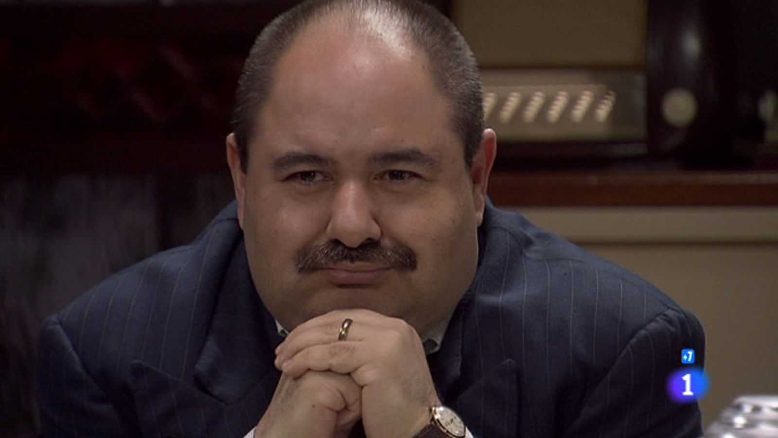 Amar - Narciso chantajea a Ana y a Teresa