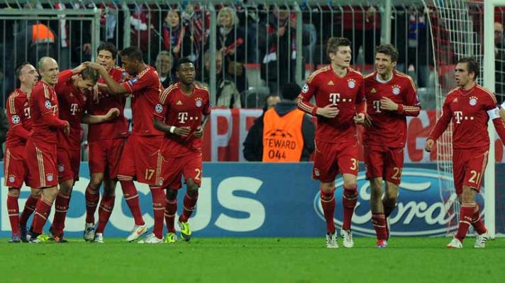 Champions League - Mario Gómez marca su tercer gol (5-0)