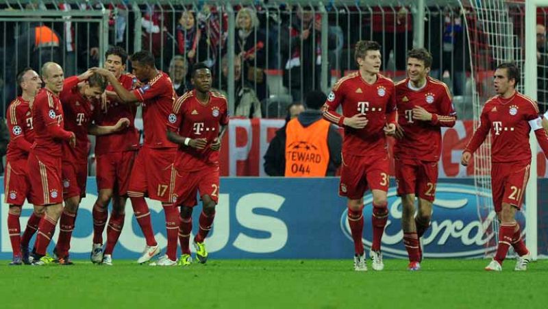 Mario Gómez ha hecho el 5-0 en el minuto 61. El alemán de ascendencia española marcaba así su tercer tanto de la tarde.