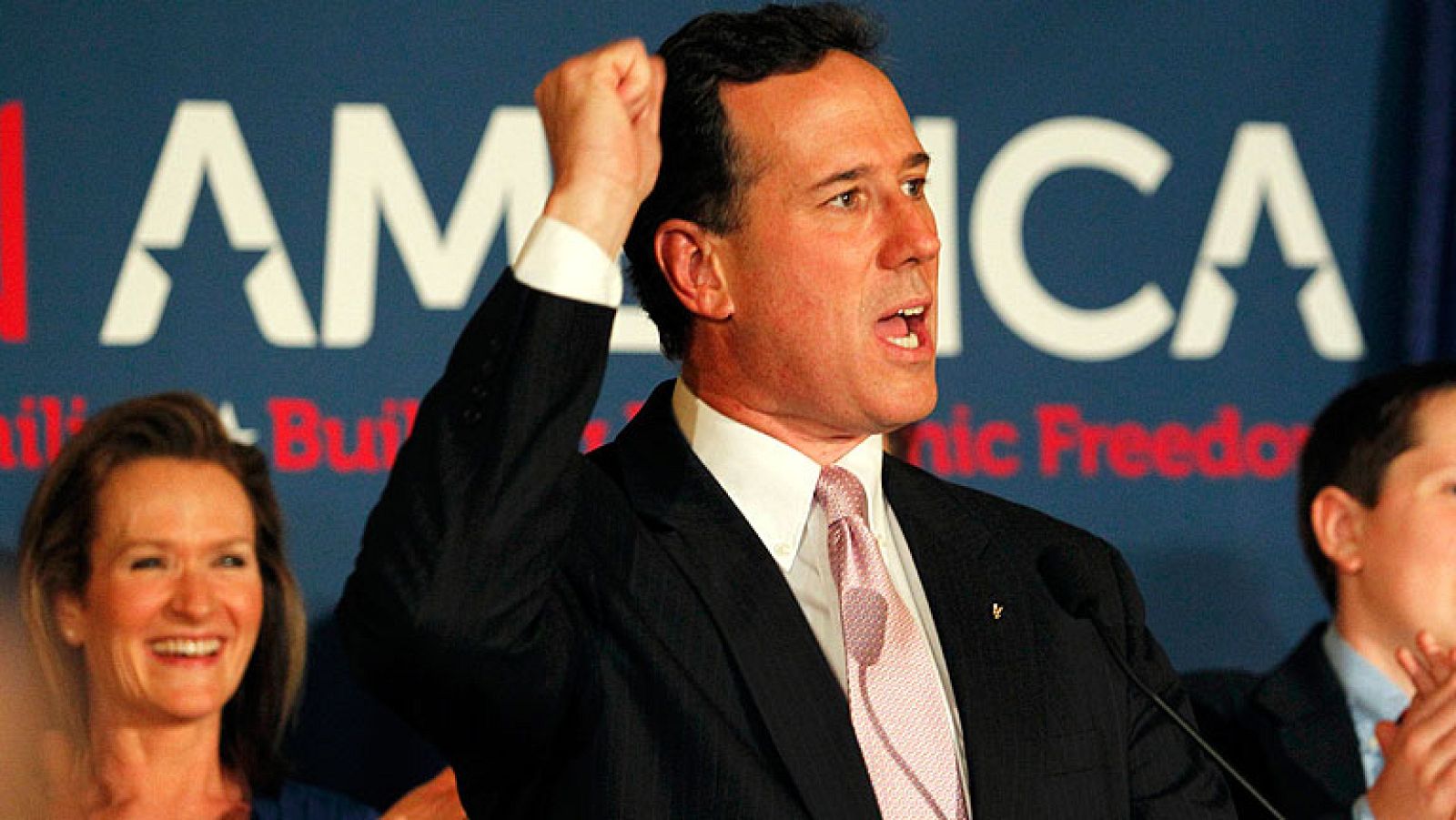 Santorum gana en Alabama y Misisipí