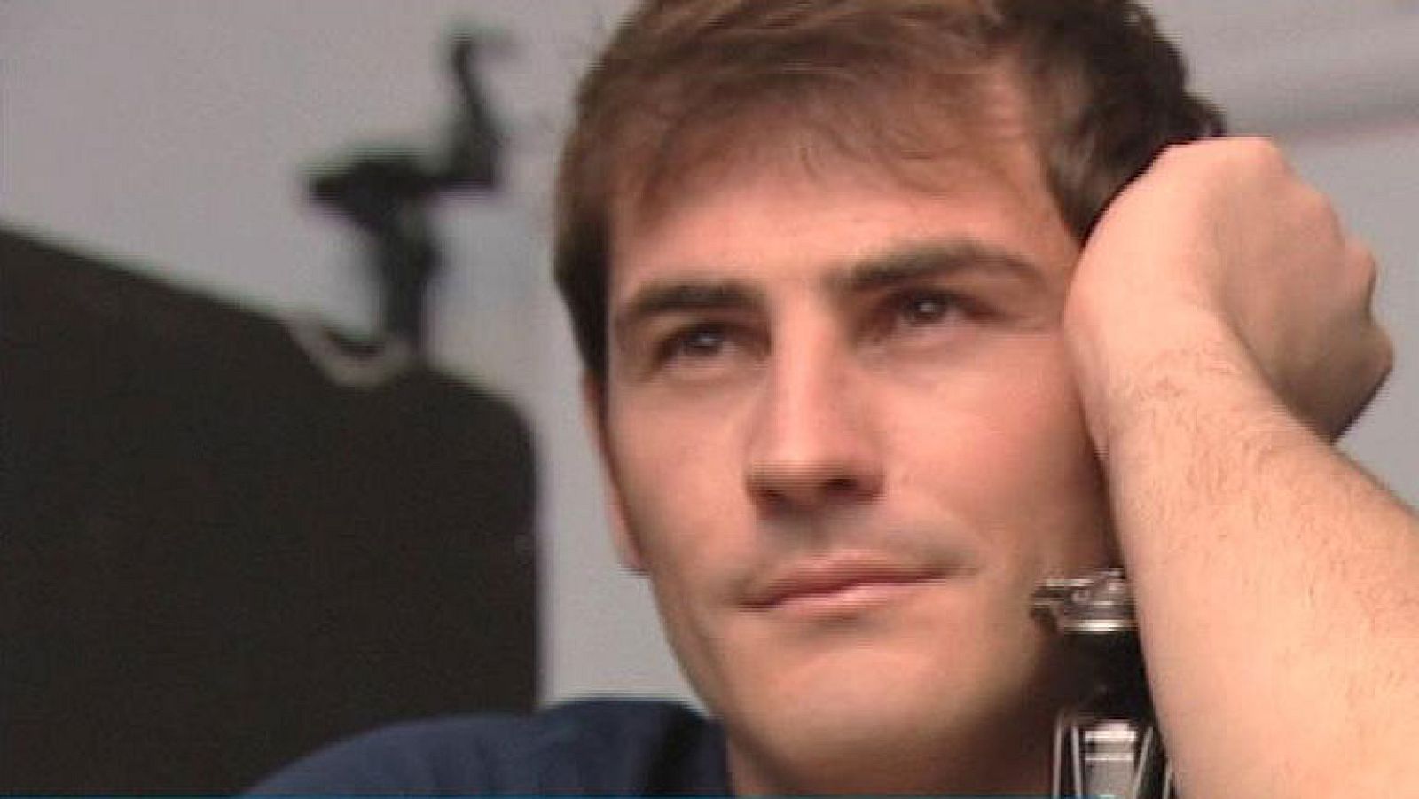 La mañana de La 1 - Primeras imágenes de Iker Casillas tras el anuncio de boda