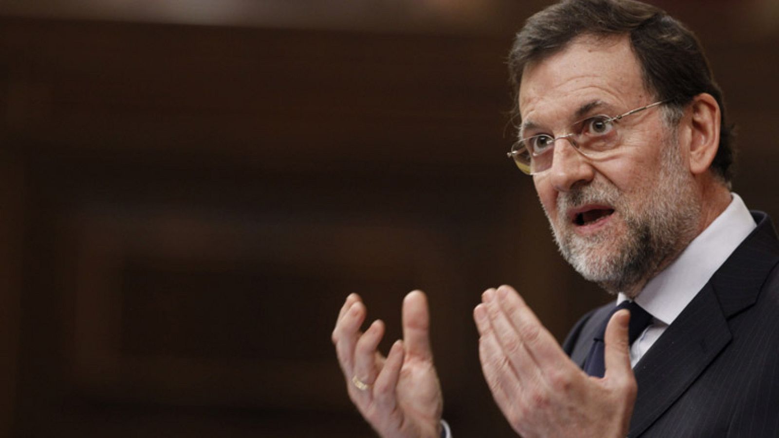 El PSOE propone pactar que los ajustes no afecten la educación, sanidad  y prestaciones sociales