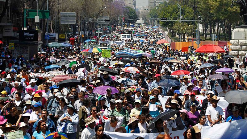 Manifestación de docentes en México.