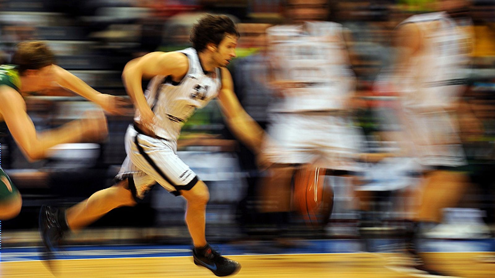 Llega la recta final de la Liga Endesa de baloncesto y el Asefa Estudiantes tiene este sábado una dura prueba con la visita del Gescrap Bizkaia. Mientras que el equipo madrileño está antepenúltimo de la tabla, el vizcaíno está clasificado para los cu