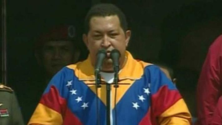  - Chávez está de vuelta en Venezuela