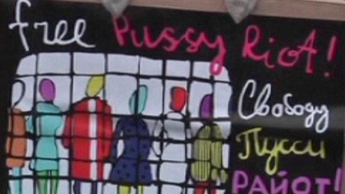 Telediario 1 - Juicio contra punkies rusos